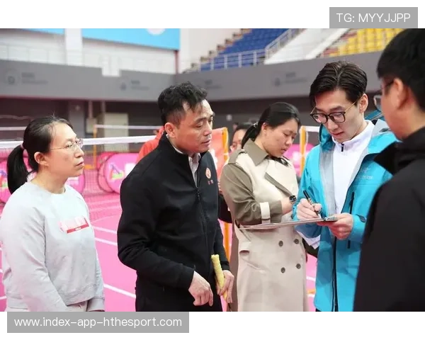 世界羽毛球裁判培训课程引进国际教材，羽毛球裁判员培训班